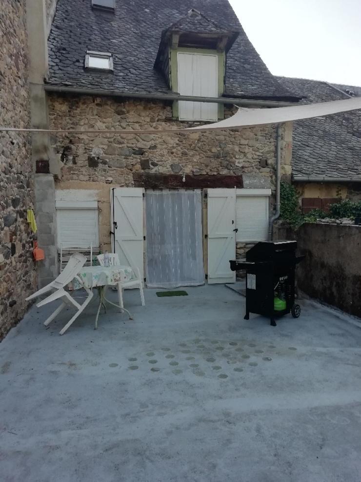 Maison Lafayette Saint Geniez d'Olt Bagian luar foto
